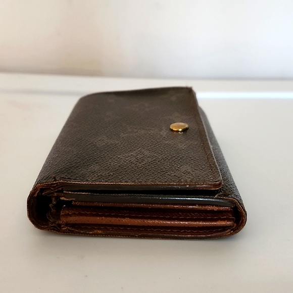 LV Mono Snap Wallet - Picture 5 of 9